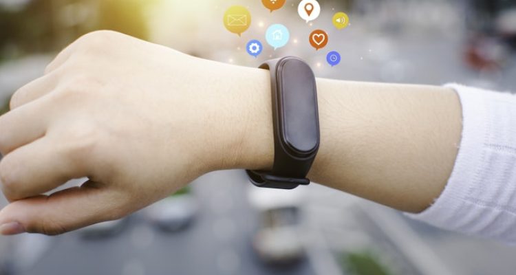 Cermati Memilih Smartband Agar Tidak Salah Memilih