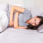 Tidur dengan Posisi yang Tepat, Solusi Sederhana Cegah Asam Lambung Naik di Malam Hari