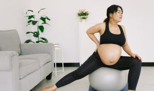 Manfaat Senam Hamil untuk Ibu dan Janin, Lebih dari Sekadar Gerakan Ringan